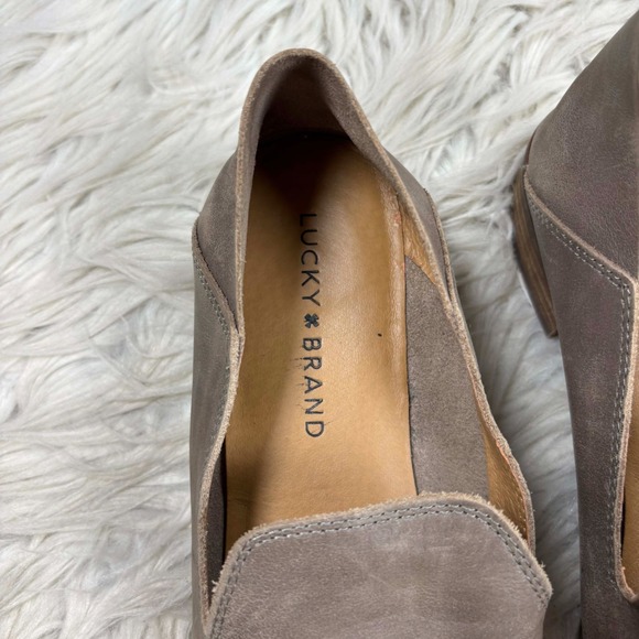 Lucky Brand Women's 7 Gray Soft Leather Loafer Flats Preppy Academia Office - Picture 3 of 7